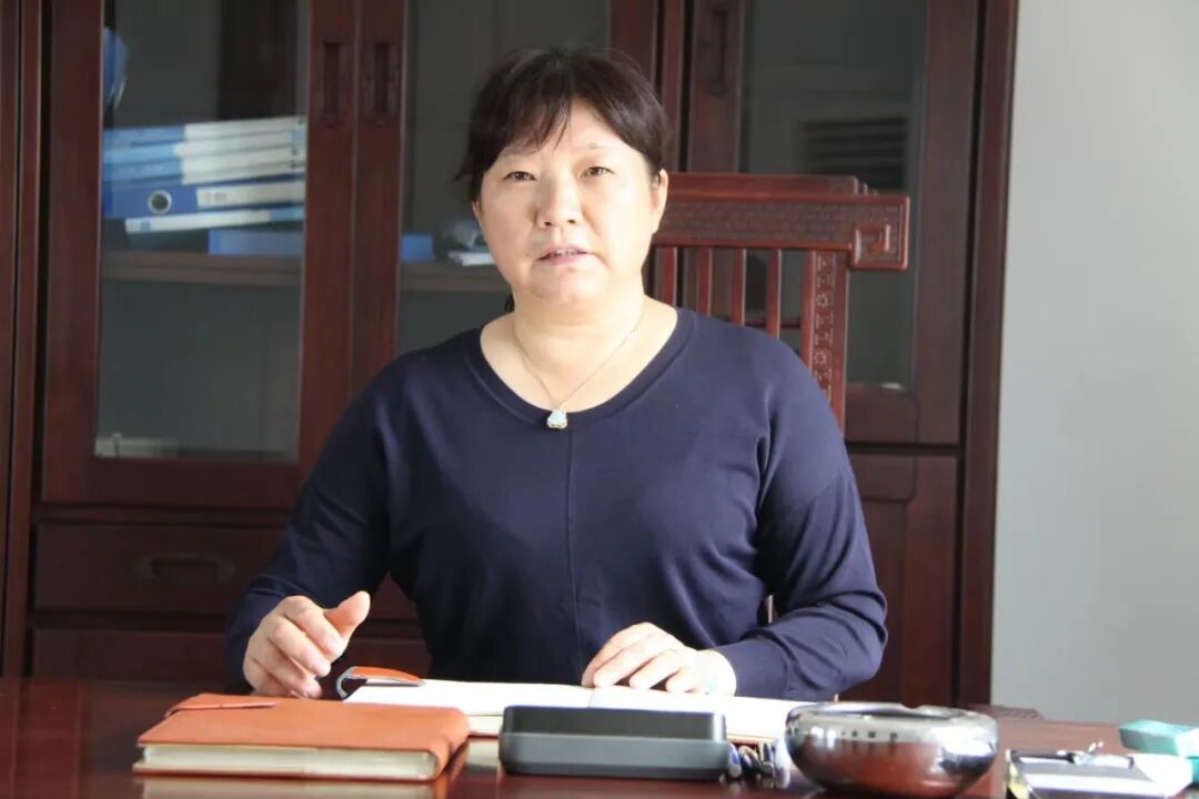 丁燕梅.jpg